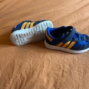 Toddler adidas shoes